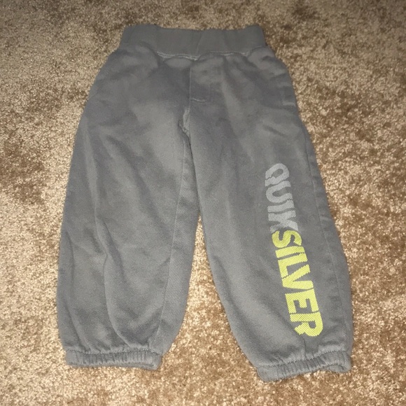 quicksilver sweatpants